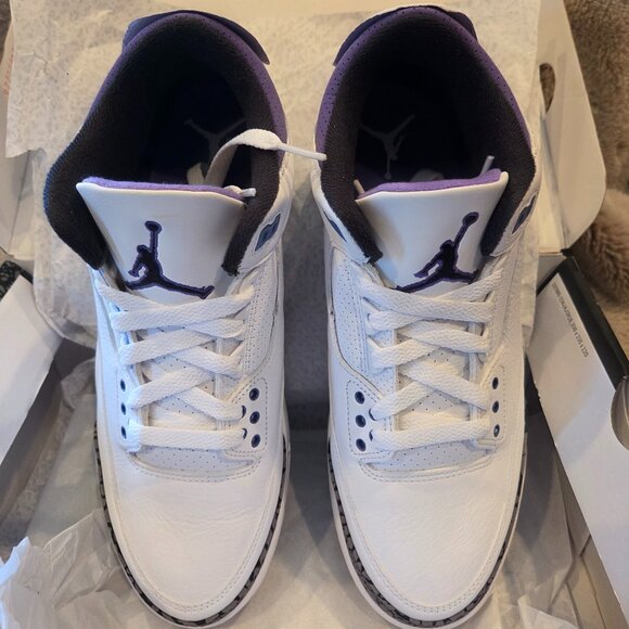 Size 9 Men's - Jordan 3 Retro Mid Dark Iris (CT8532-105) - Picture 4 of 7